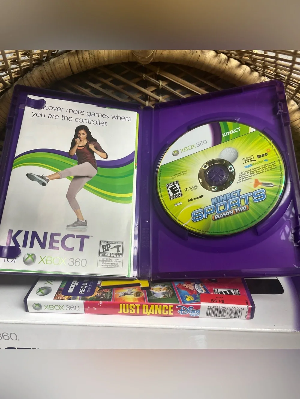 Kinect Sensor For Xbox 360 Tested and Working Includes 3 Games bundle